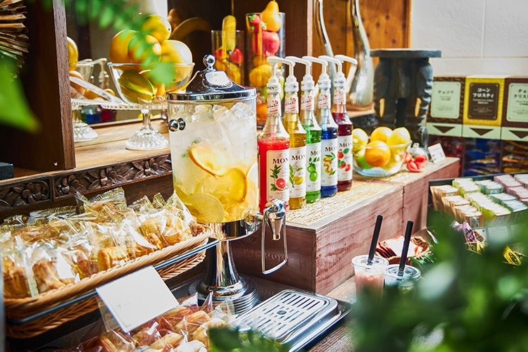 Free soft drink bar