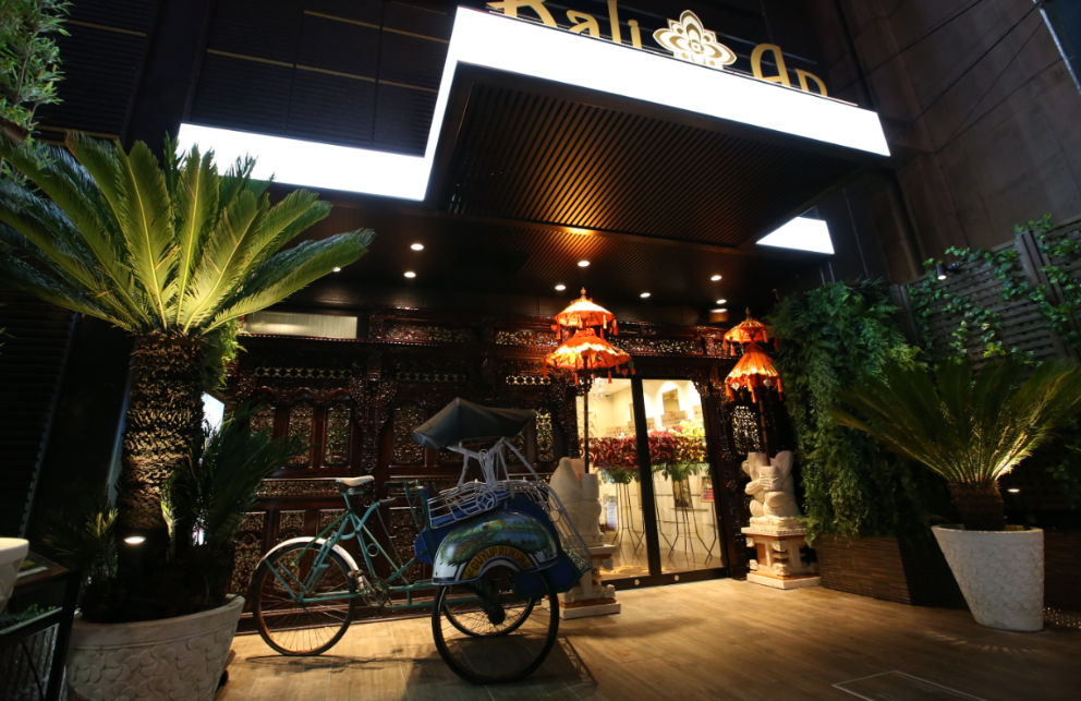 写真集 なんば道頓堀店 ホテルバリアンリゾート リゾート シティー ビジネス ラブホテル等複合ホテル